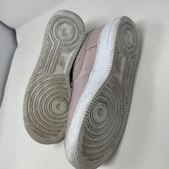 Nike Air Force 1 Low '07 Platinum Violet Low Top Sneakers Shoes Size 8 - Picture 9 of 10